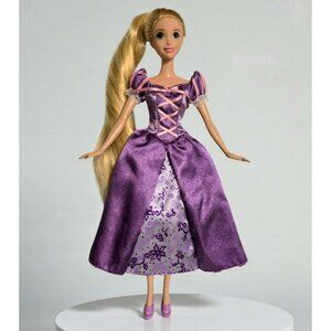2009 Disney Rapunzel Doll Purple Dress Shoes Fashion Princess Long Blonde Hair